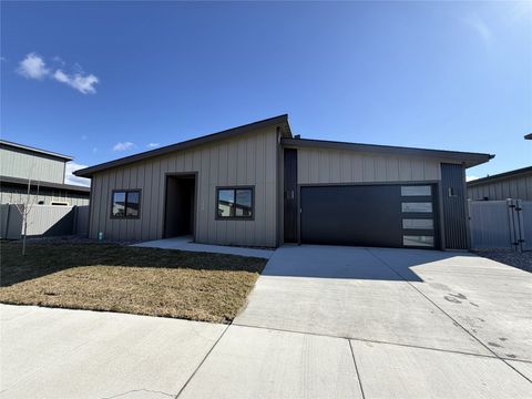 Photo of 3417 Baneberry Lane, Kalispell, MT 59901 (MLS # 30067537)