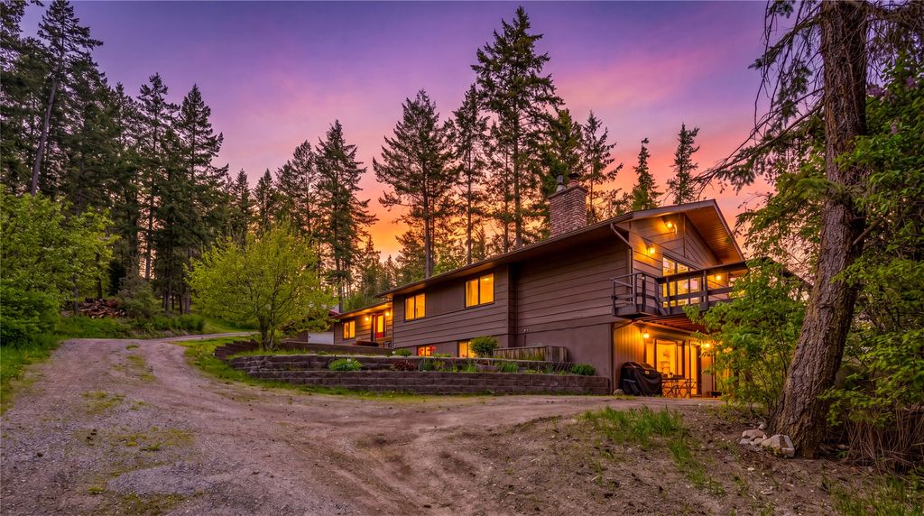 Photo of 203 Rimini Road, Lakeside, MT 59922 (MLS # 30070893)