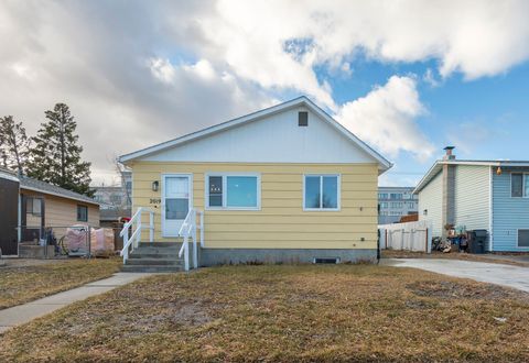 Photo of 2019 Missoula Avenue, Helena, MT 59601 (MLS # 30065727)