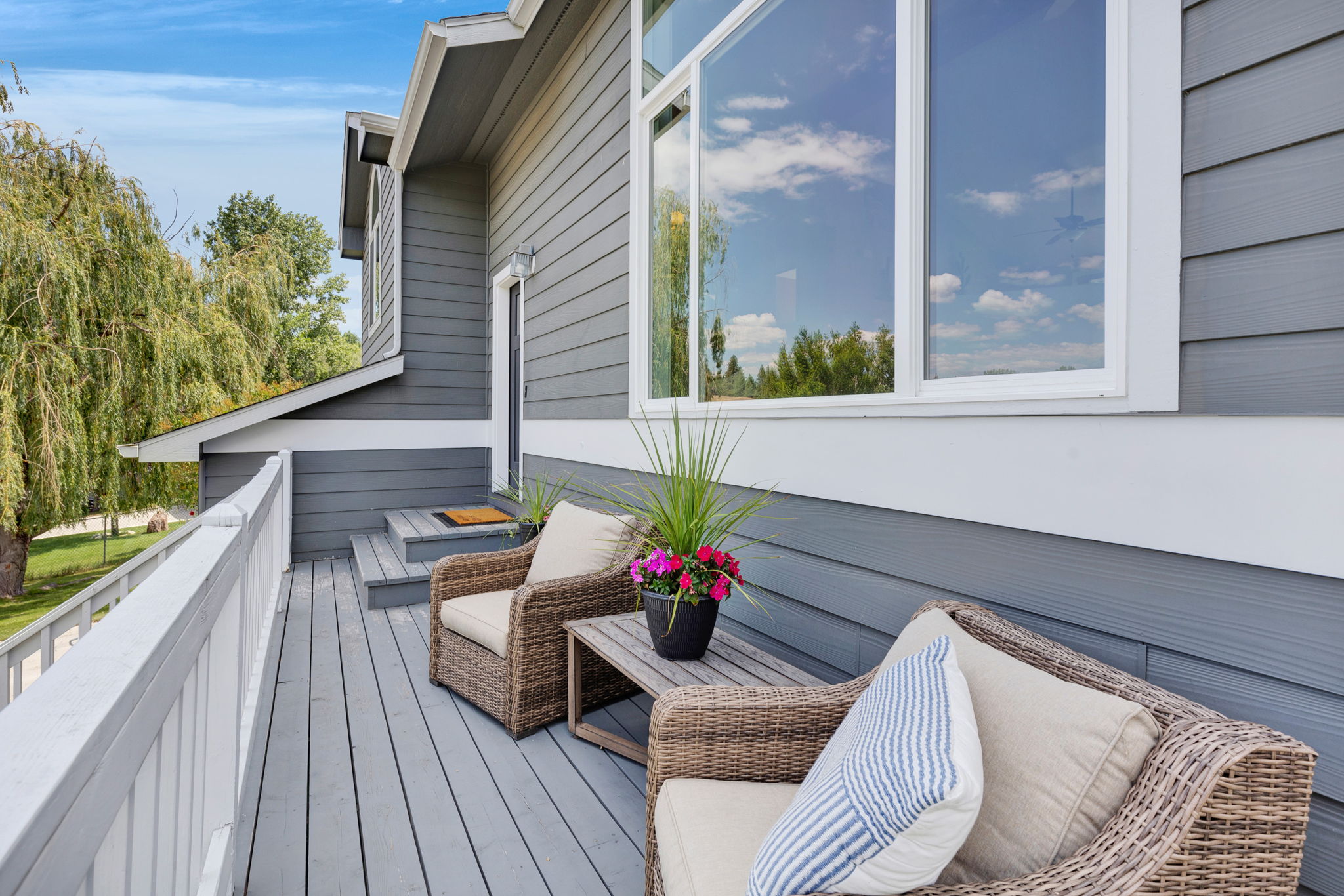 6650 Linda Vista Boulevard