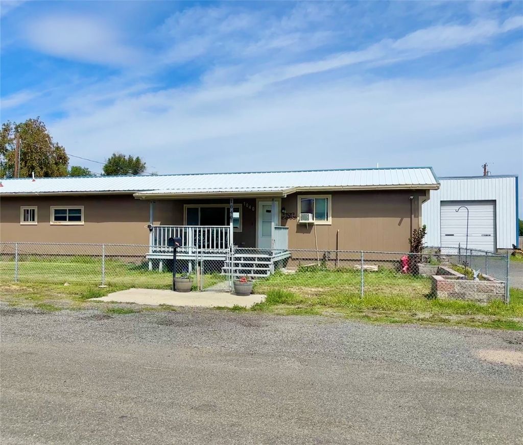 Photo of 1040 Sun Valley Road, Helena, MT 59602 (MLS # 30055375)