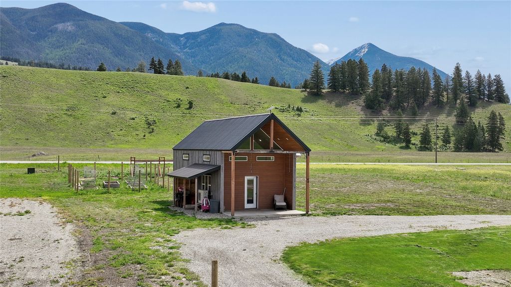 Photo of 40 Moraine Drive N, Eureka, MT 59917 (MLS # 30071539)