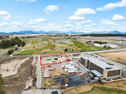 Photo of 470 Rivers Edge Loop, Kalispell, MT 59901 (MLS # 30047103)