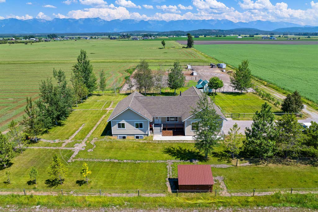Photo of 301 Farm Road, Kalispell, MT 59901 (MLS # 30072714)