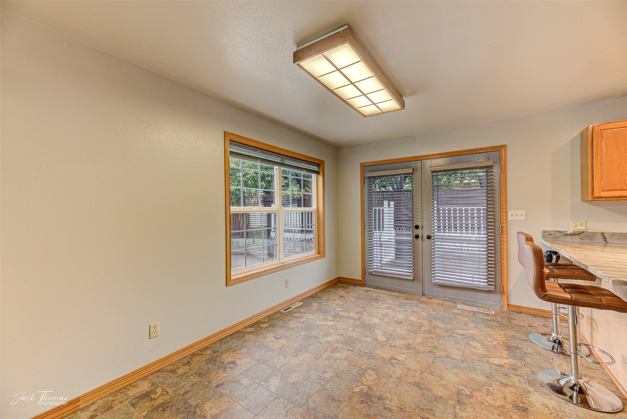 Helena, Montana 59601, United States, 5 Bedrooms Bedrooms, ,4 BathroomsBathrooms,Residential,Pending,55924