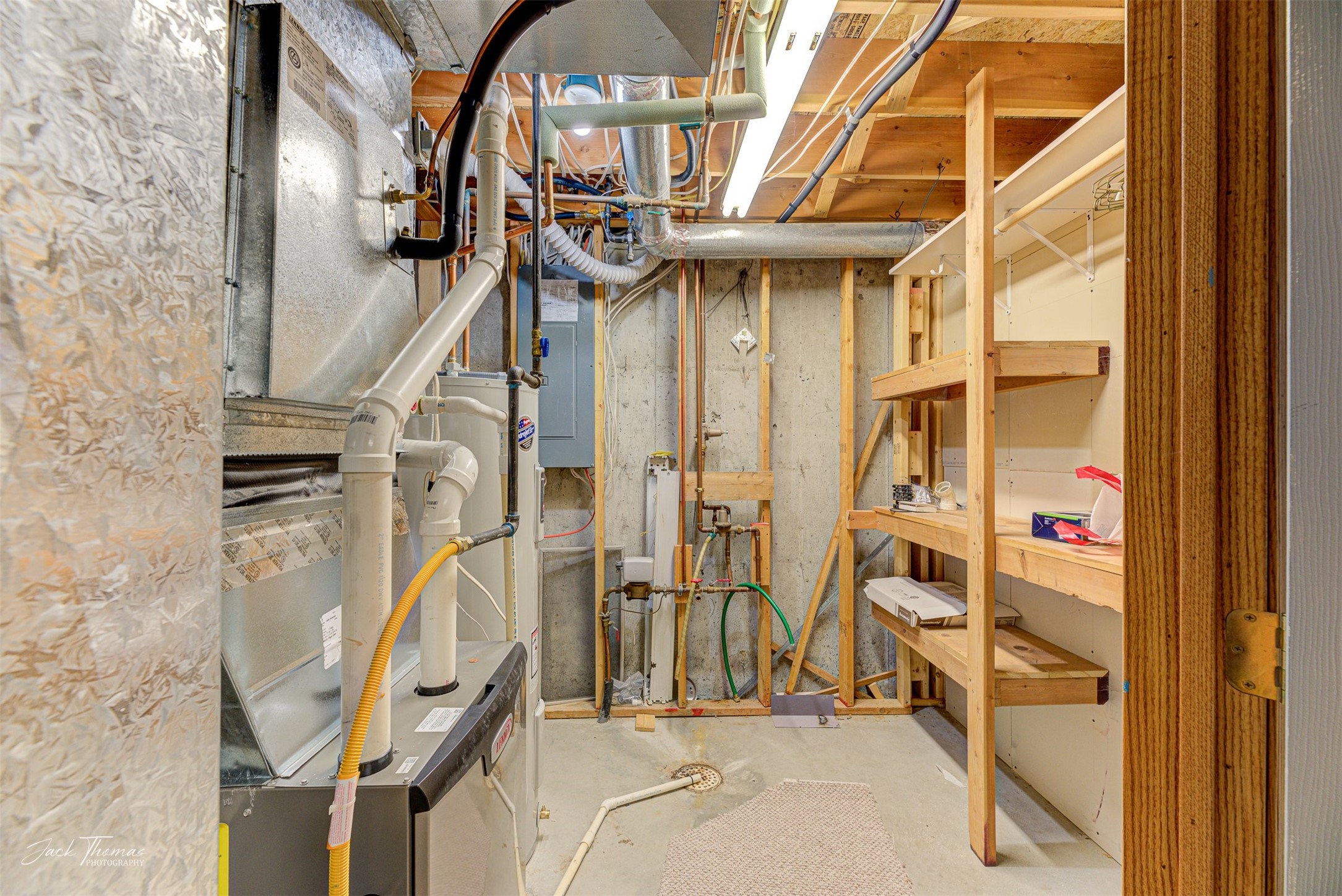 Helena, Montana 59601, United States, 5 Bedrooms Bedrooms, ,4 BathroomsBathrooms,Residential,Pending,55924