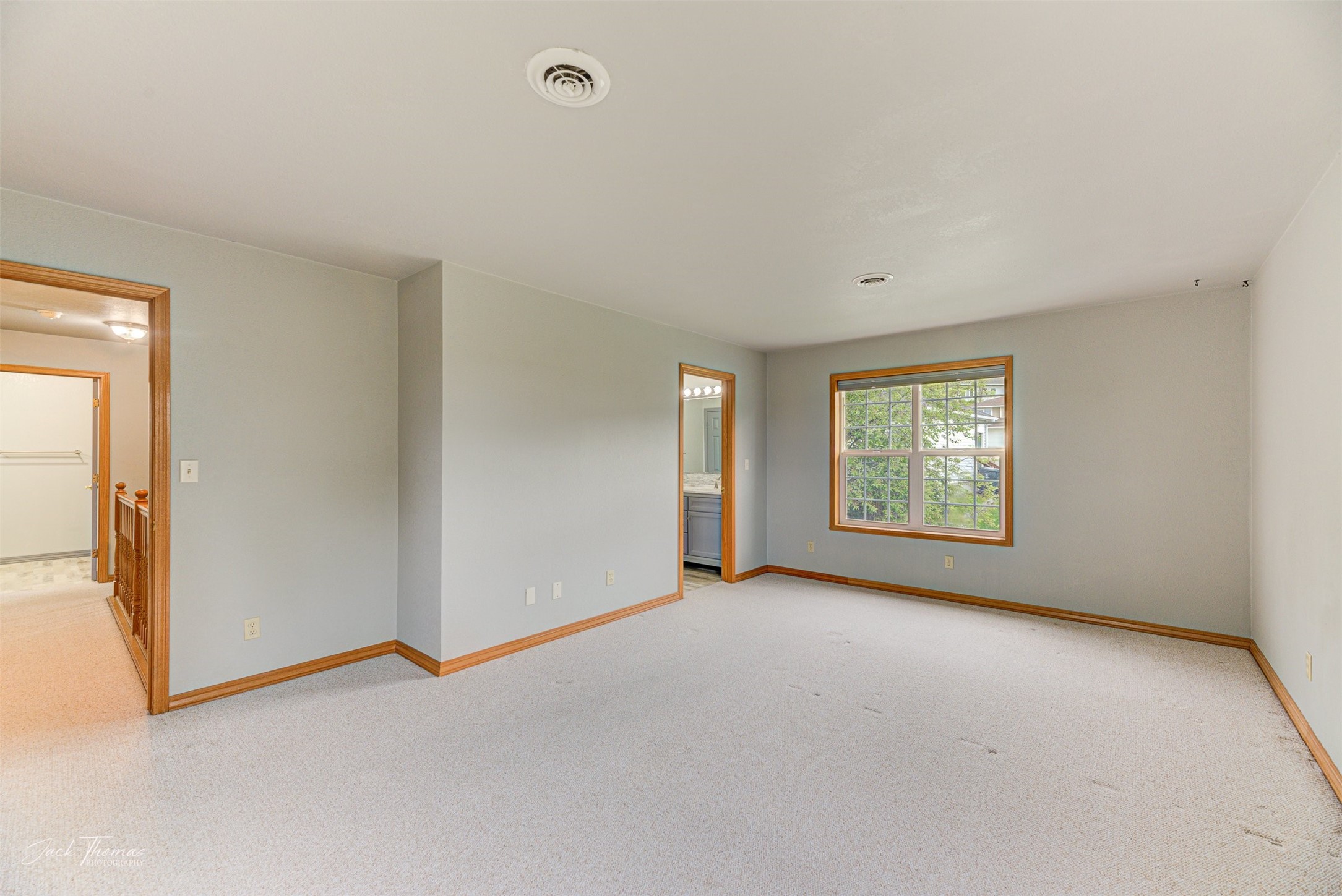 Helena, Montana 59601, United States, 5 Bedrooms Bedrooms, ,4 BathroomsBathrooms,Residential,Pending,55924