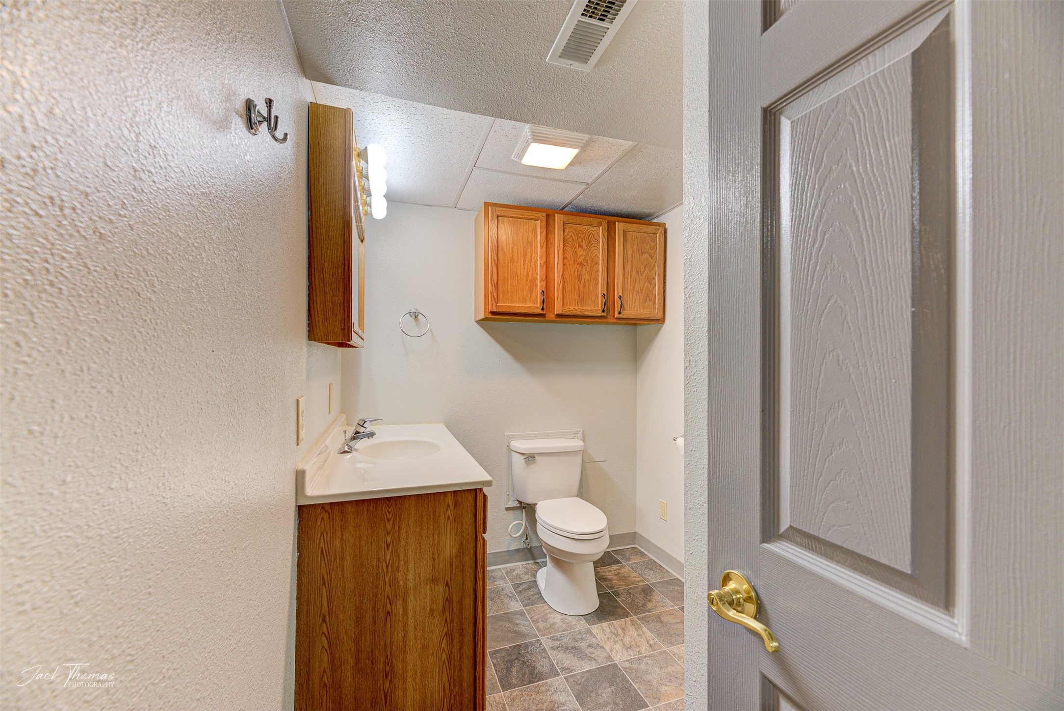 Helena, Montana 59601, United States, 5 Bedrooms Bedrooms, ,4 BathroomsBathrooms,Residential,Pending,55924