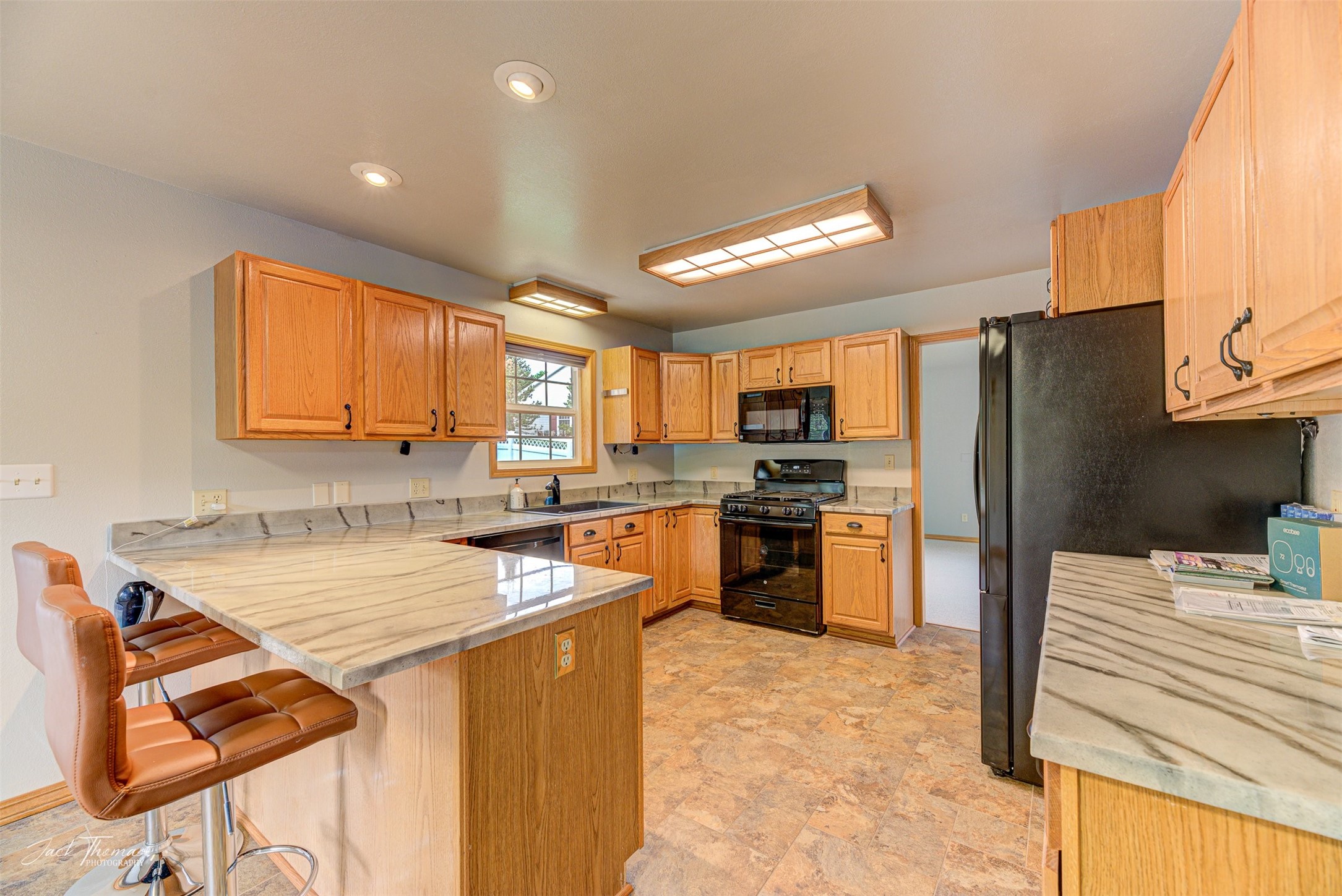 Helena, Montana 59601, United States, 5 Bedrooms Bedrooms, ,4 BathroomsBathrooms,Residential,Pending,55924