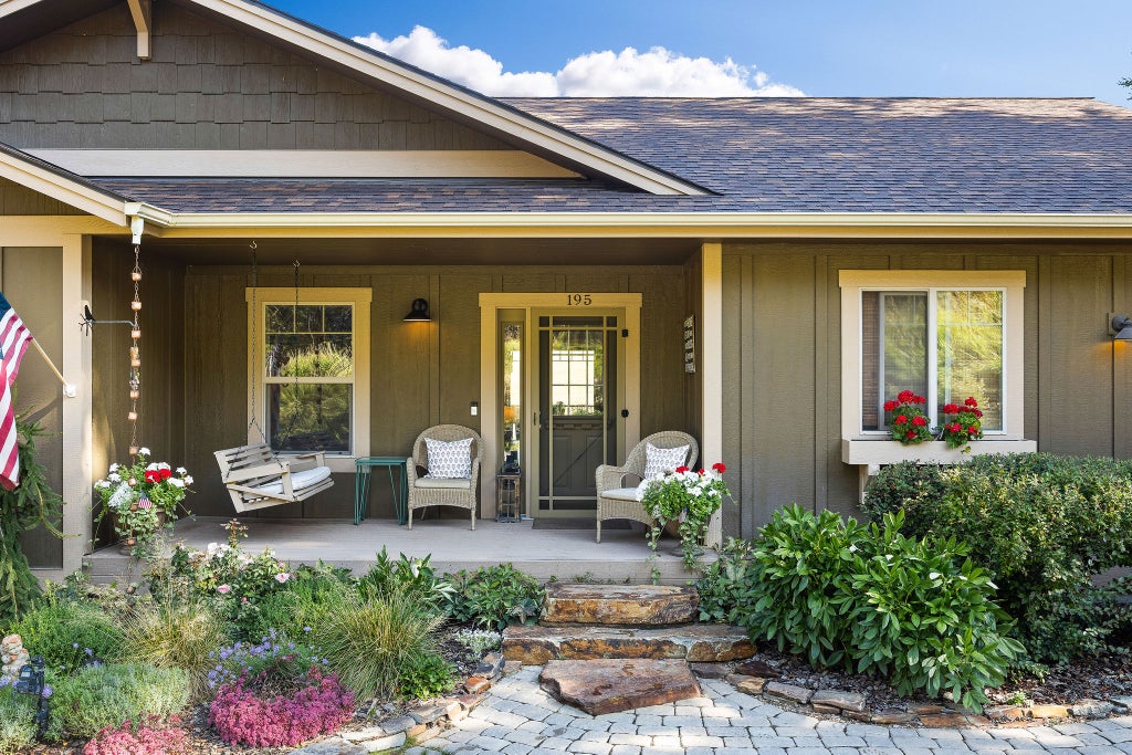 Photo of 195 Bison Circle Drive, Kalispell, MT 59901 (MLS # 30078198)