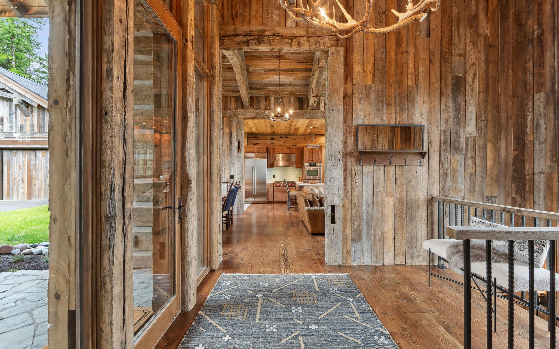 2424 Wolf Tail Pines