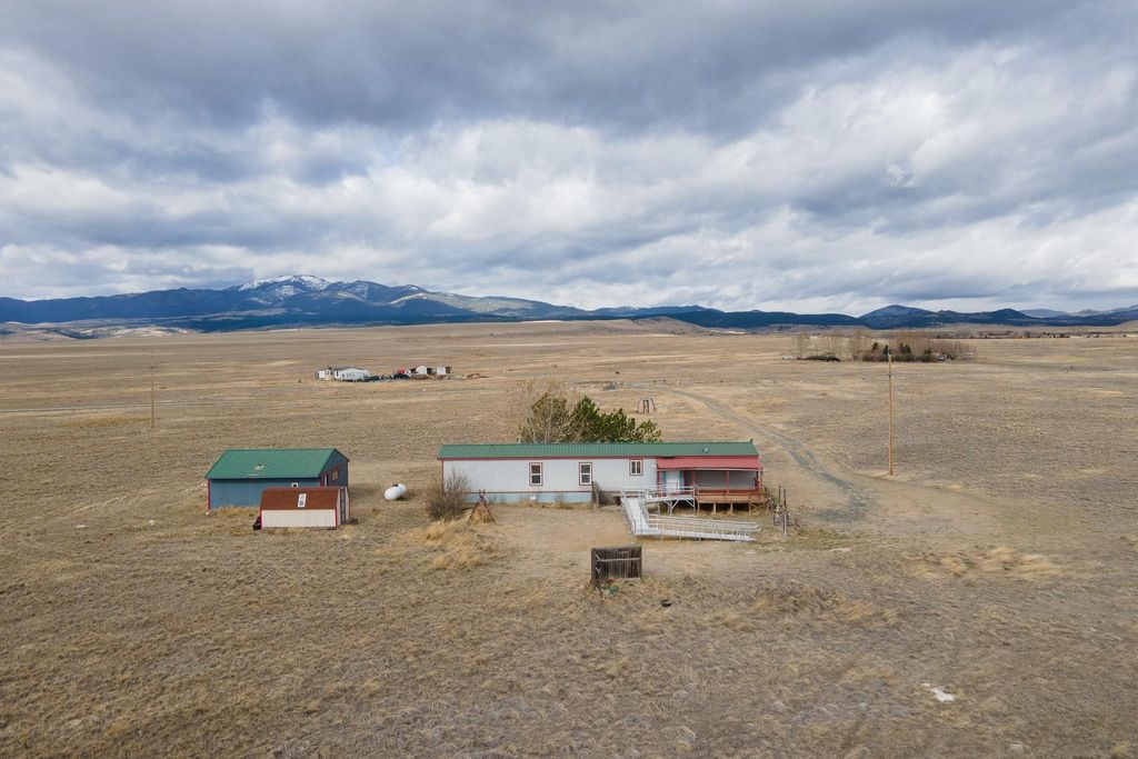 Photo of 1406 Jack Rabbit Lane, Whitehall, MT 59759 (MLS # 30067729)