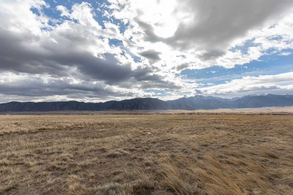 Photo of 1406 Jack Rabbit Lane, Whitehall, MT 59759 (MLS # 30067729)
