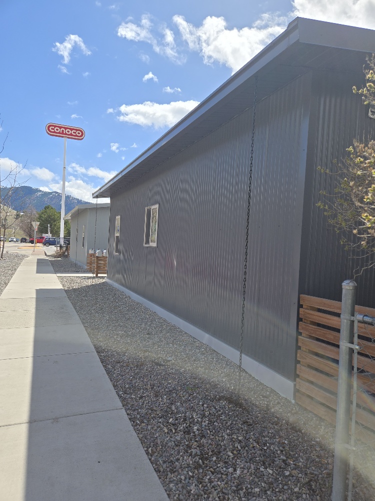 421 N 3rd Street W