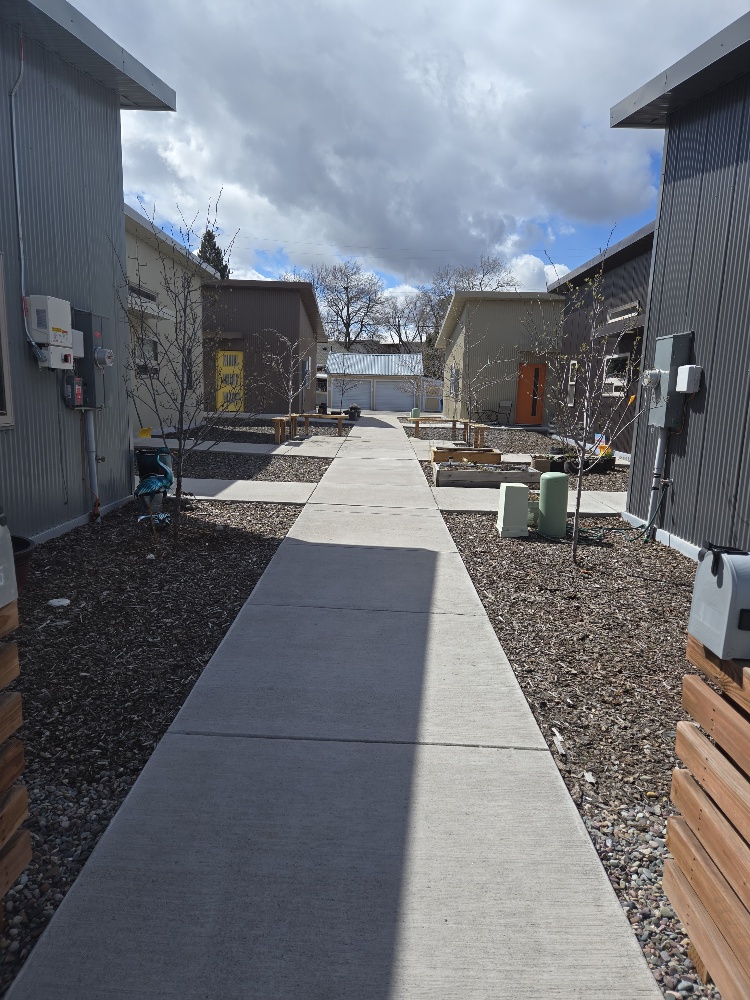 421 N 3rd Street W