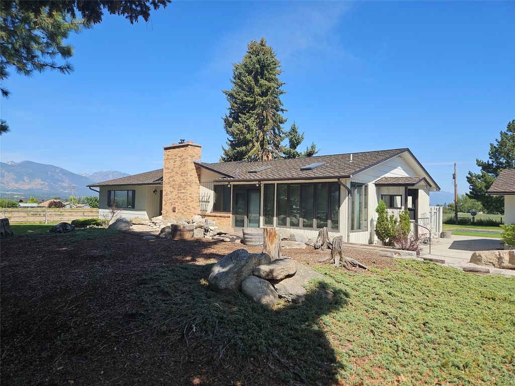 Photo of 472 Magpie Lane, Corvallis, MT 59828 (MLS # 30056012)