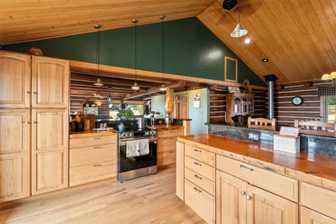 Tiny photo for 258 Sheafman Creek Road, Victor, MT 59875 (MLS # 30076522)