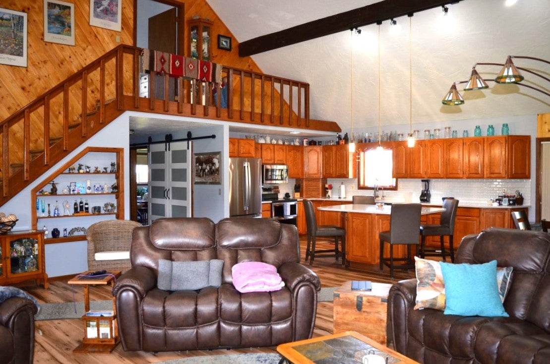 1122 Sunshine Road