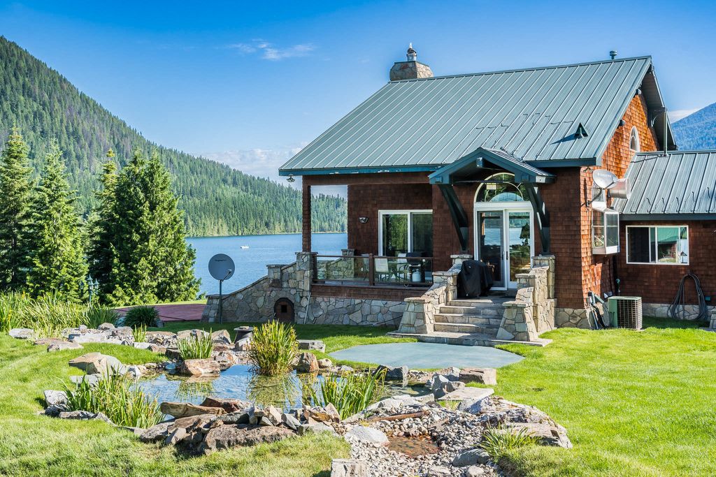 Photo of 17274 / 17276 Bull Lake Road, Troy, MT 59935 (MLS # 30069529)