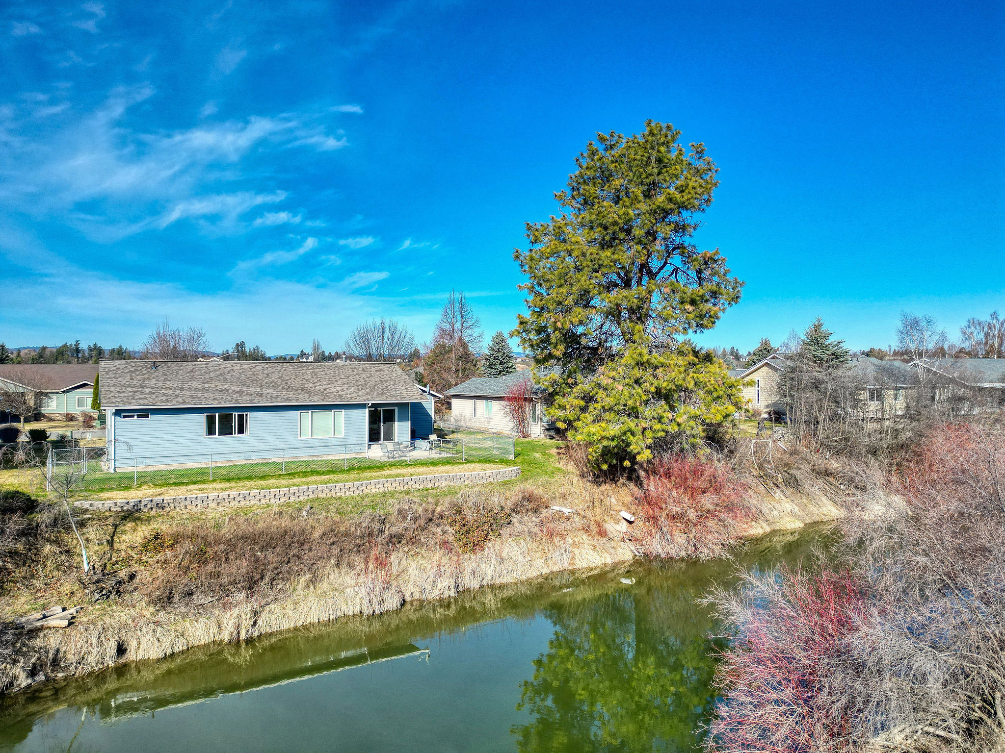 97 E Nicklaus Avenue