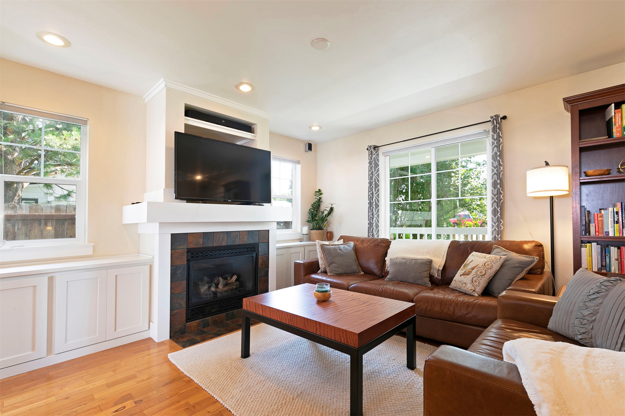 Hamilton, Montana 59840, United States, 2 Bedrooms Bedrooms, ,1 BathroomBathrooms,Residential,Active,204899