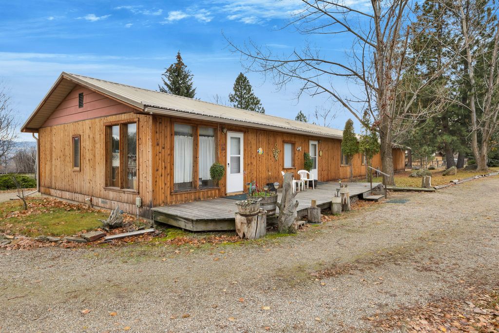 Photo of 191 Solace Way, Hamilton, MT 59840 (MLS # 30064412)