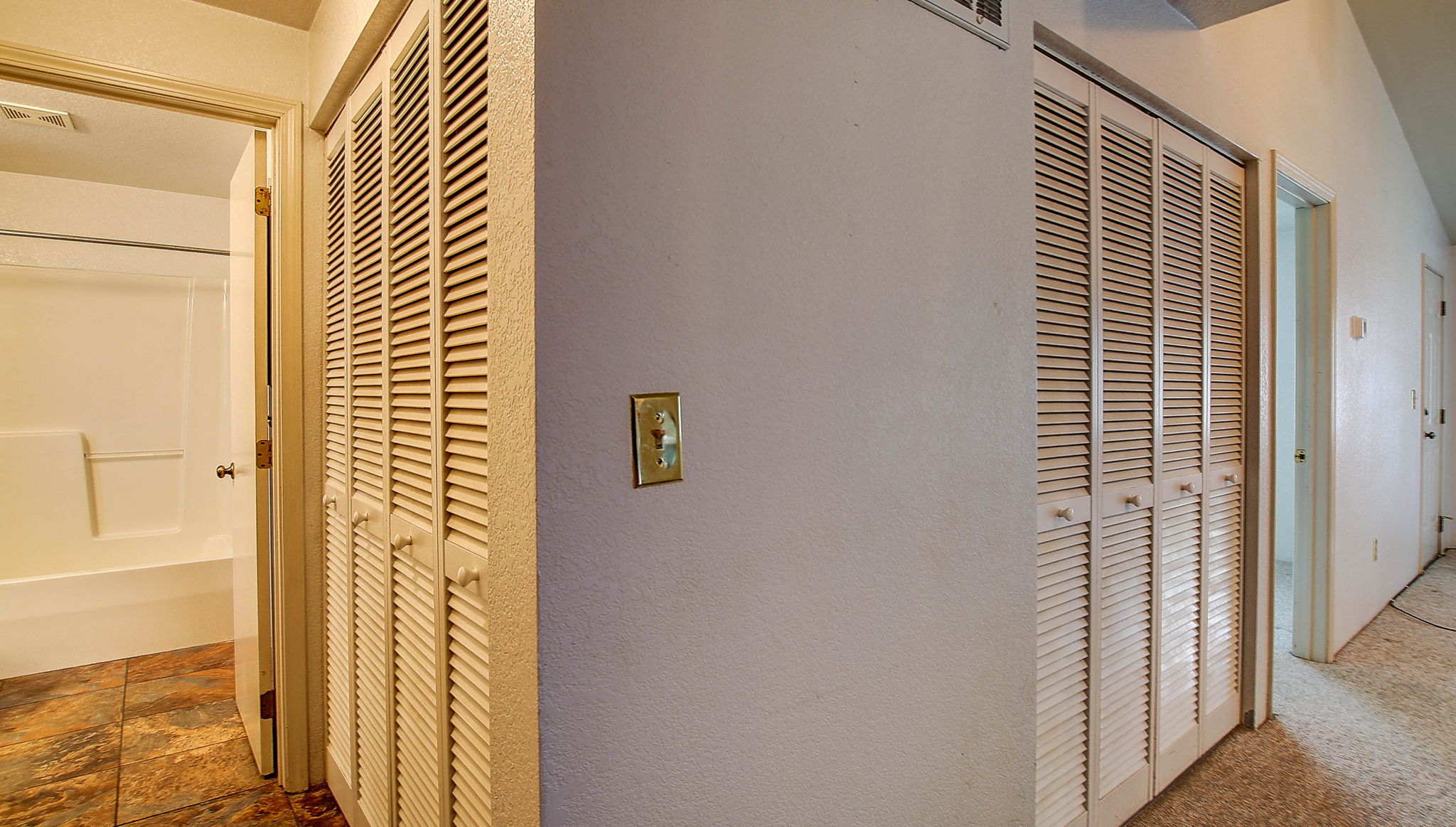 Missoula, Montana 59808, United States, 1 Bedroom Bedrooms, ,1 BathroomBathrooms,Residential,Active,246455