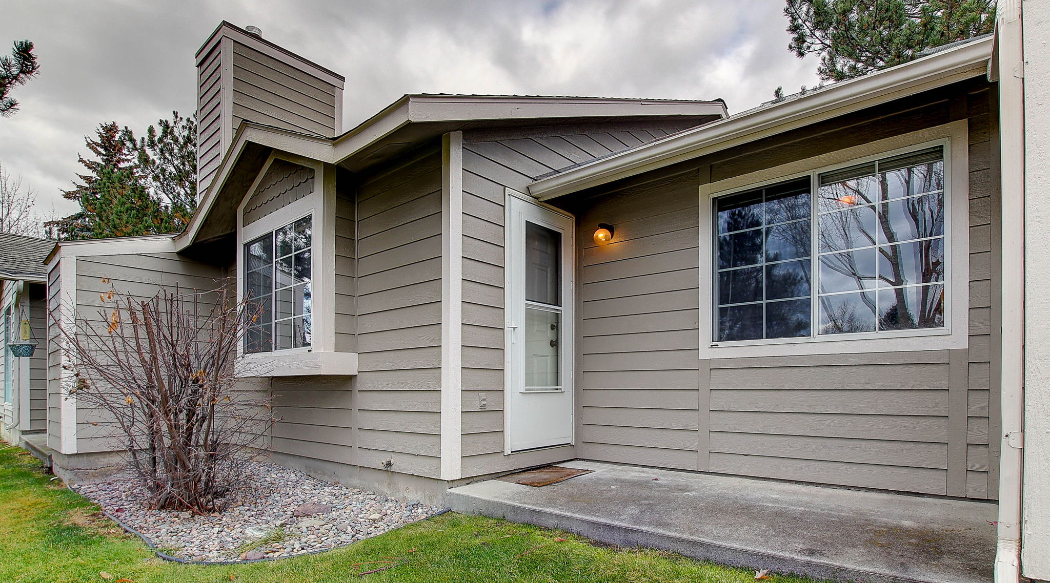 Missoula, Montana 59808, United States, 1 Bedroom Bedrooms, ,1 BathroomBathrooms,Residential,Active,246455