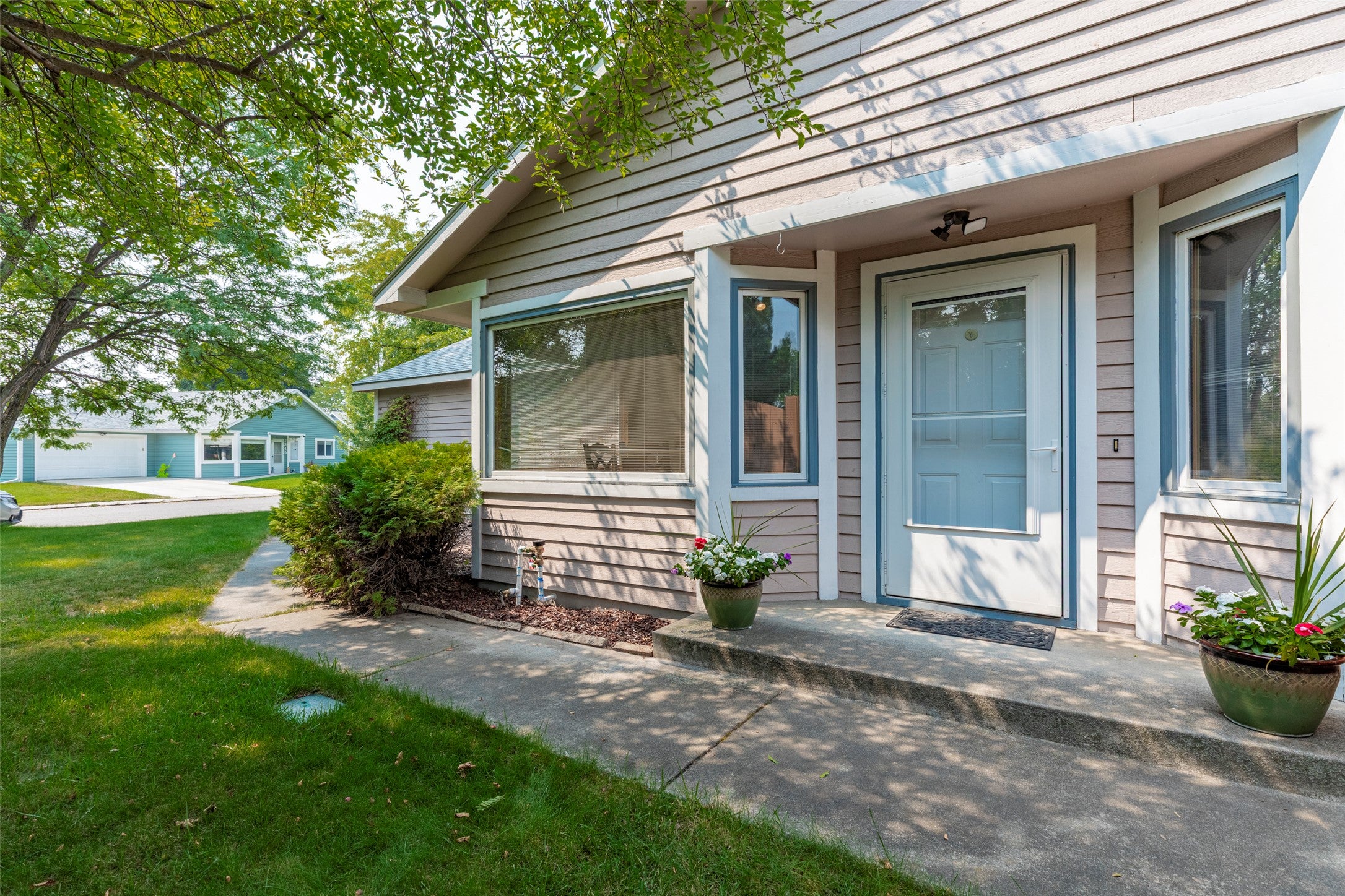 2340 Cottage Court