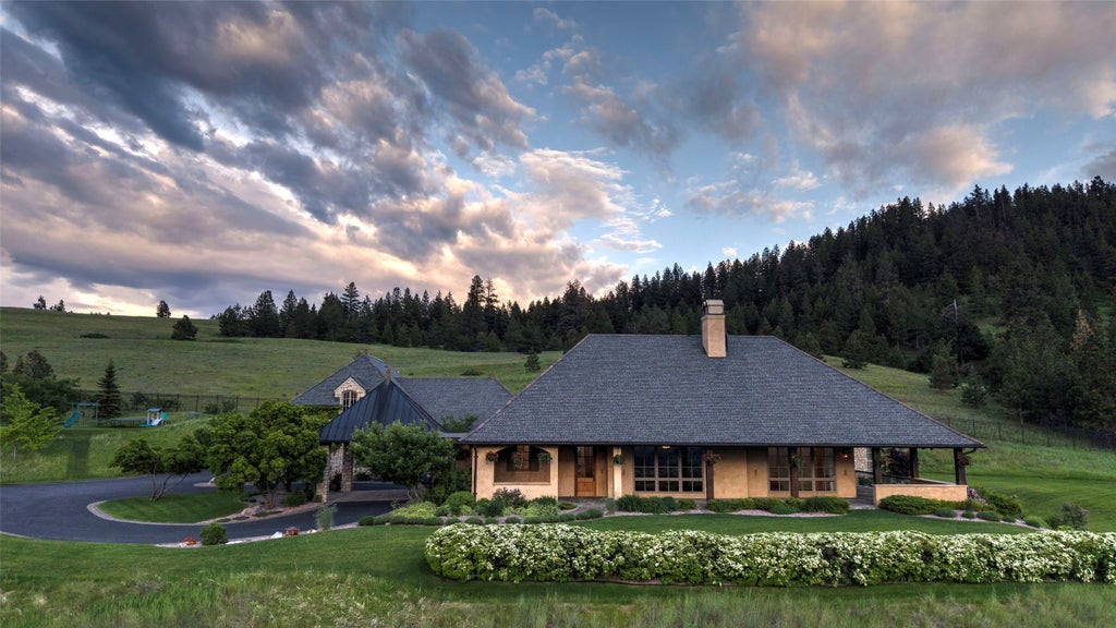 Photo of 2761 Contour Road, Missoula, MT 59802 (MLS # 30070474)