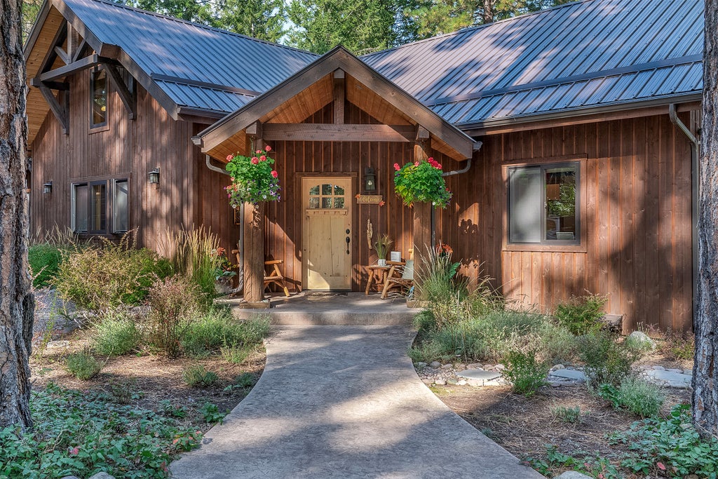 Photo of 34499 Lynx Drive, Polson, MT 59860 (MLS # 30079115)