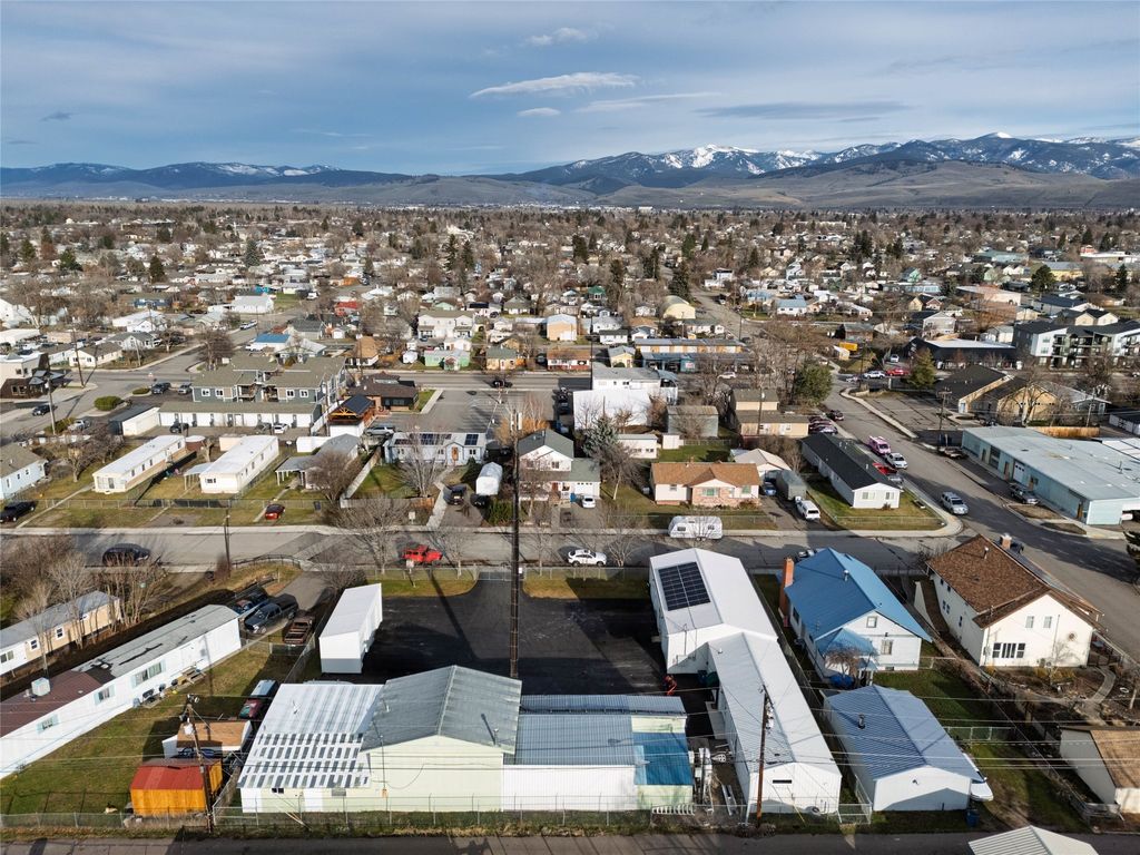 Photo of 2207 Livingston Avenue, Missoula, MT 59801 (MLS # 30062076)
