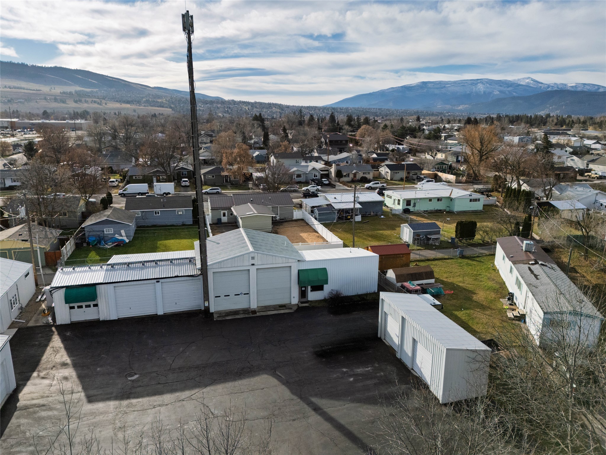 2207 Livingston Avenue