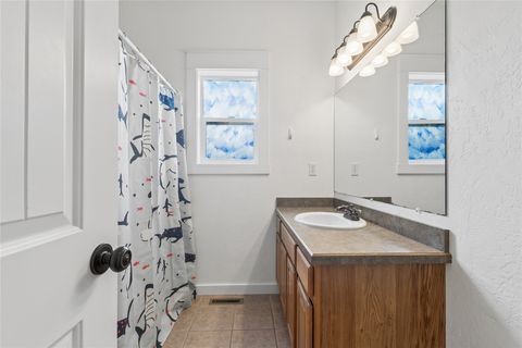 Tiny photo for 1113 Mackinaw Loop, Somers, MT 59932 (MLS # 30069398)