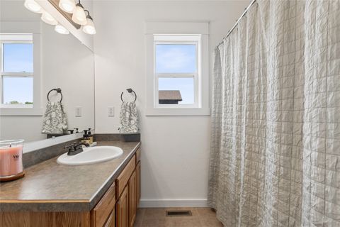 Tiny photo for 1113 Mackinaw Loop, Somers, MT 59932 (MLS # 30069398)