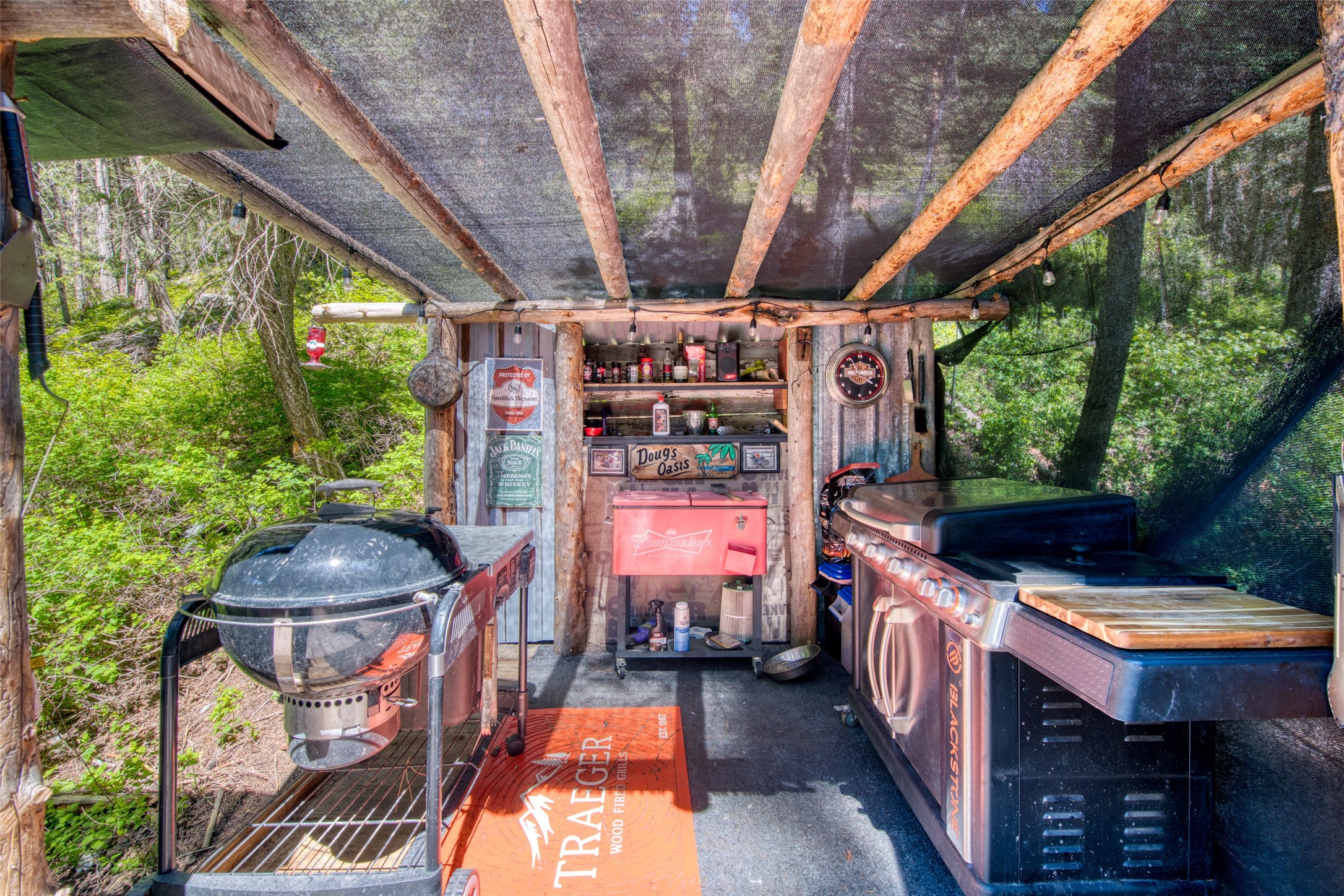 Darby, Montana 59829, United States, 1 Bedroom Bedrooms, ,1 BathroomBathrooms,Residential,Pending,57609