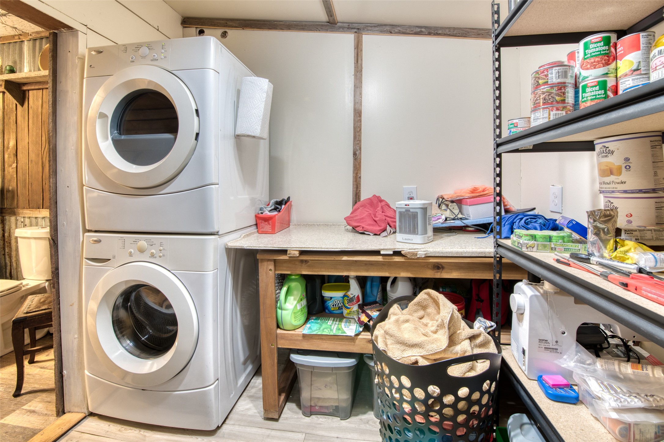 Darby, Montana 59829, United States, 1 Bedroom Bedrooms, ,1 BathroomBathrooms,Residential,Pending,57609