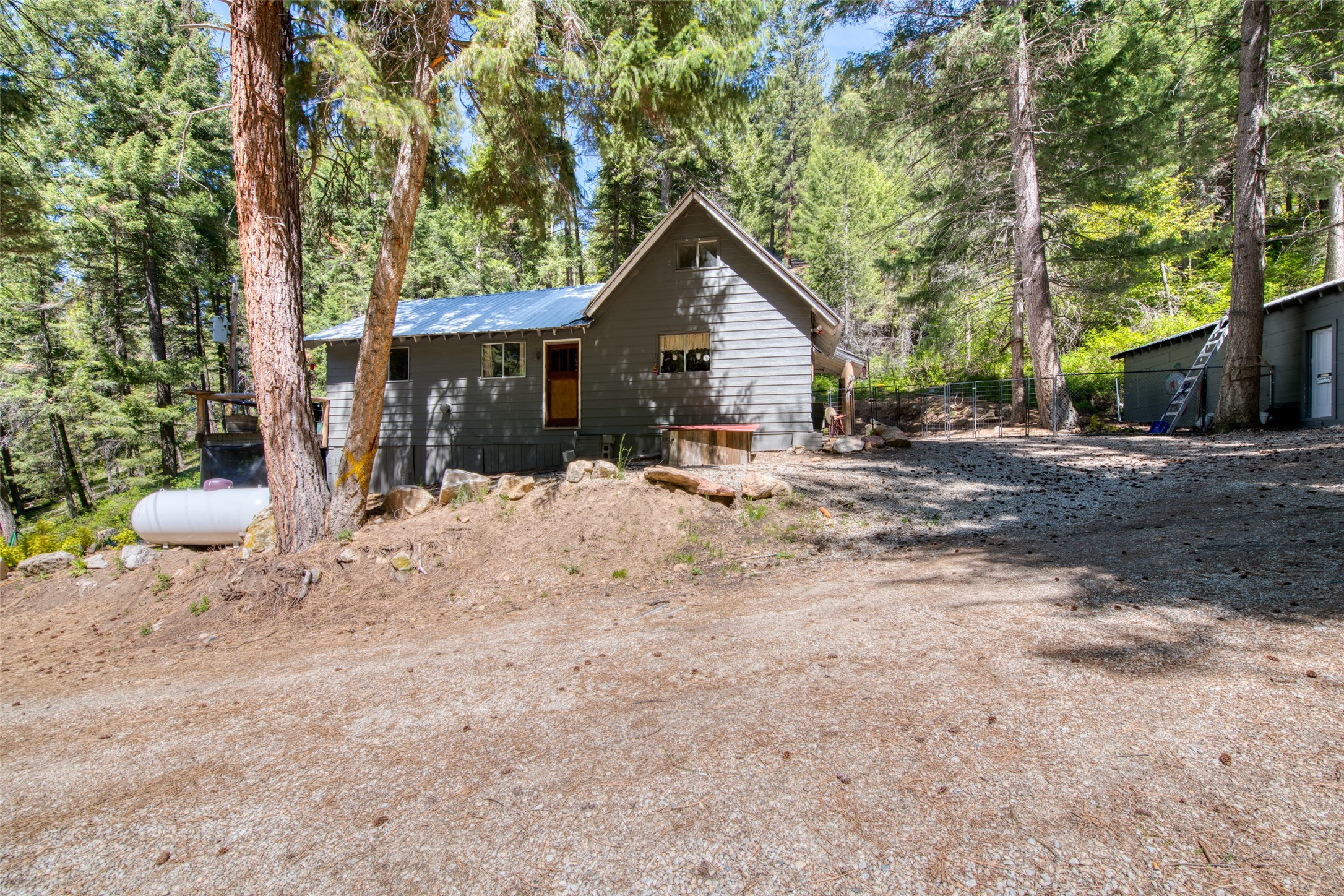 Darby, Montana 59829, United States, 1 Bedroom Bedrooms, ,1 BathroomBathrooms,Residential,Pending,57609