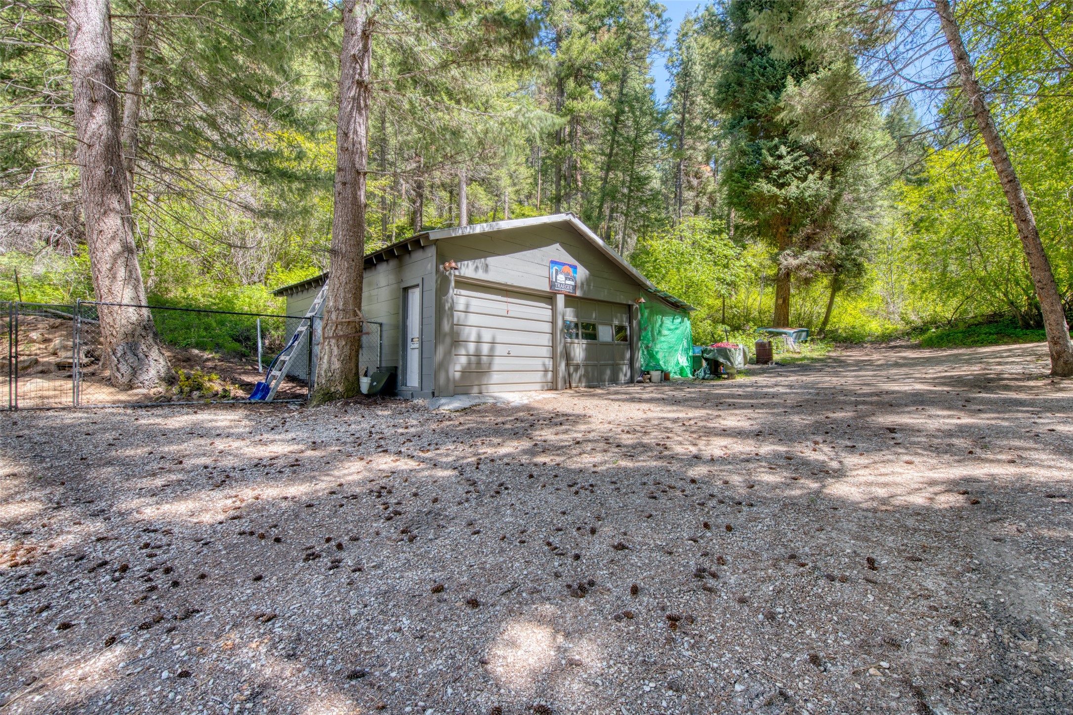 Darby, Montana 59829, United States, 1 Bedroom Bedrooms, ,1 BathroomBathrooms,Residential,Pending,57609