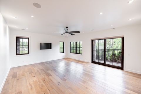 Tiny photo for 176 S Shooting Star Circle, Whitefish, MT 59937 (MLS # 30070230)