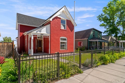Tiny photo for 708 Hillsdale Street, Helena, MT 59601 (MLS # 30073204)