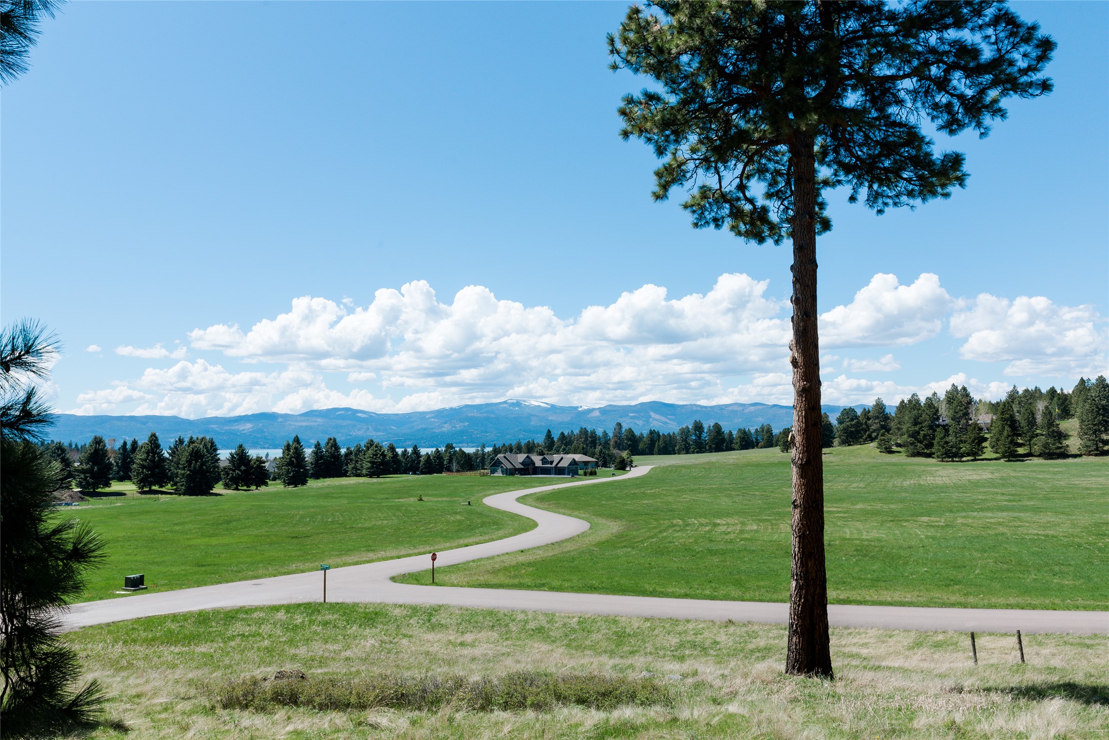 37 Red Tail Ridge