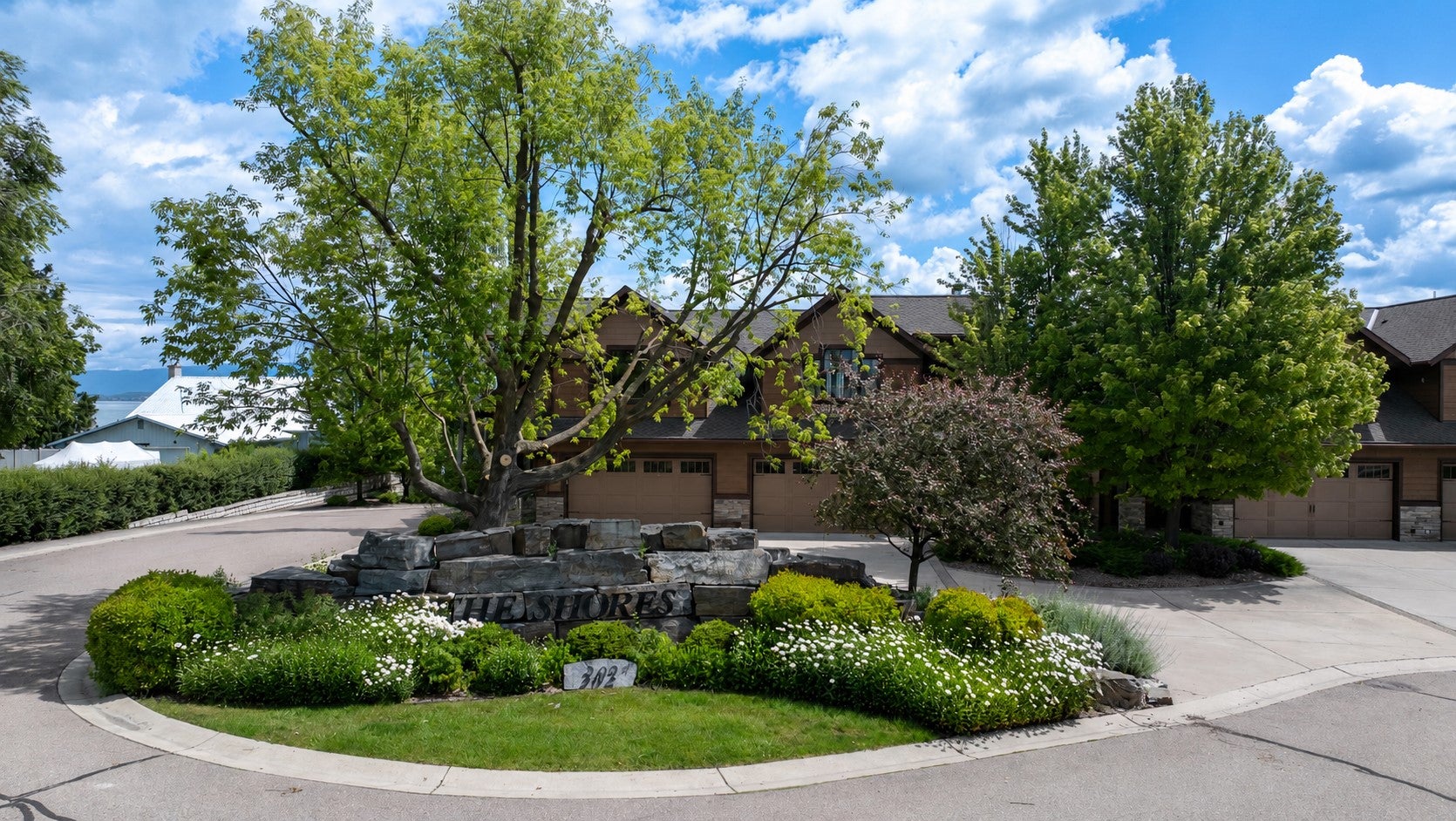 202 Shoreline Drive 2