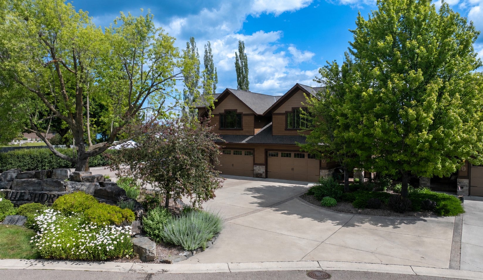 202 Shoreline Drive 2