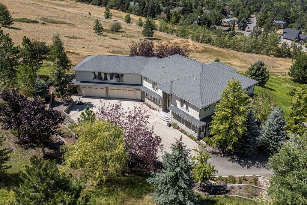 Photo of 901 Ben Hogan Drive, Missoula, MT 59803 (MLS # 30068607)