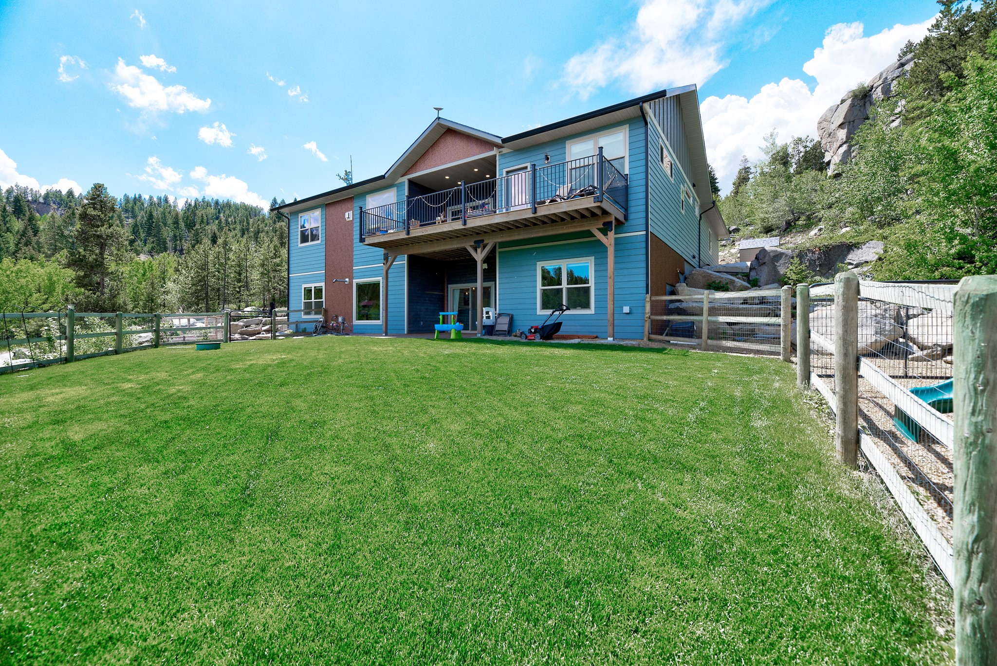 8 Skihi Peak Drive