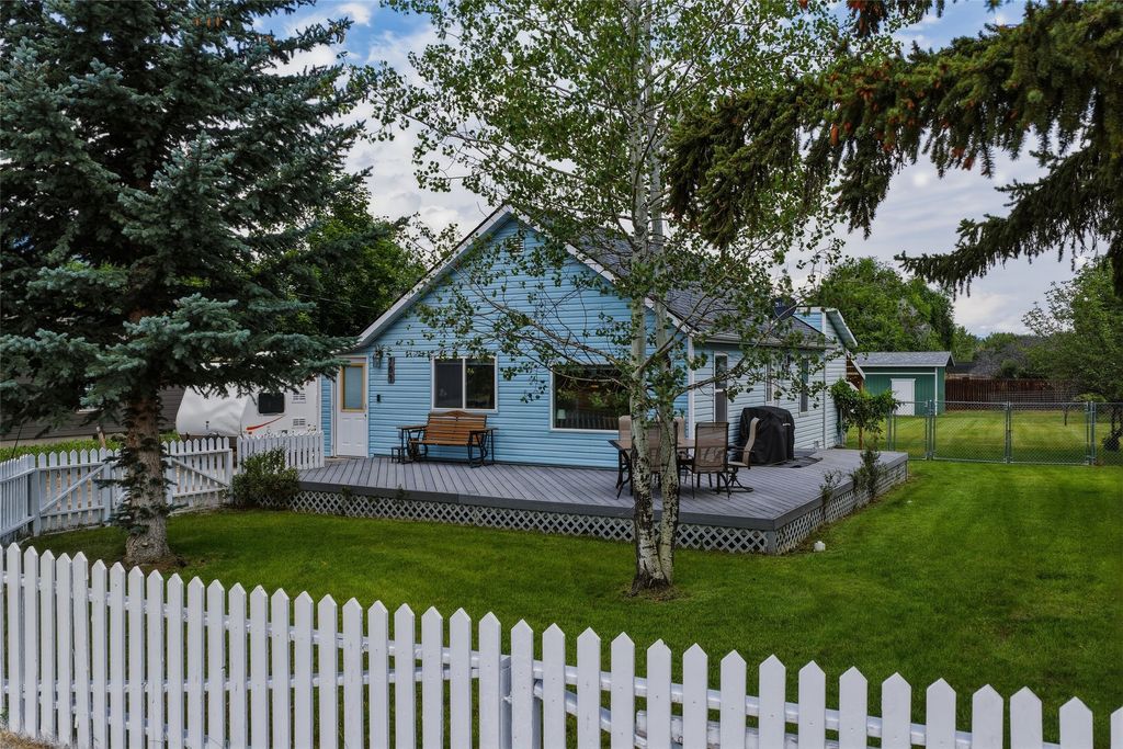 Photo of 704 Adirondac Avenue, Hamilton, MT 59840 (MLS # 30073982)