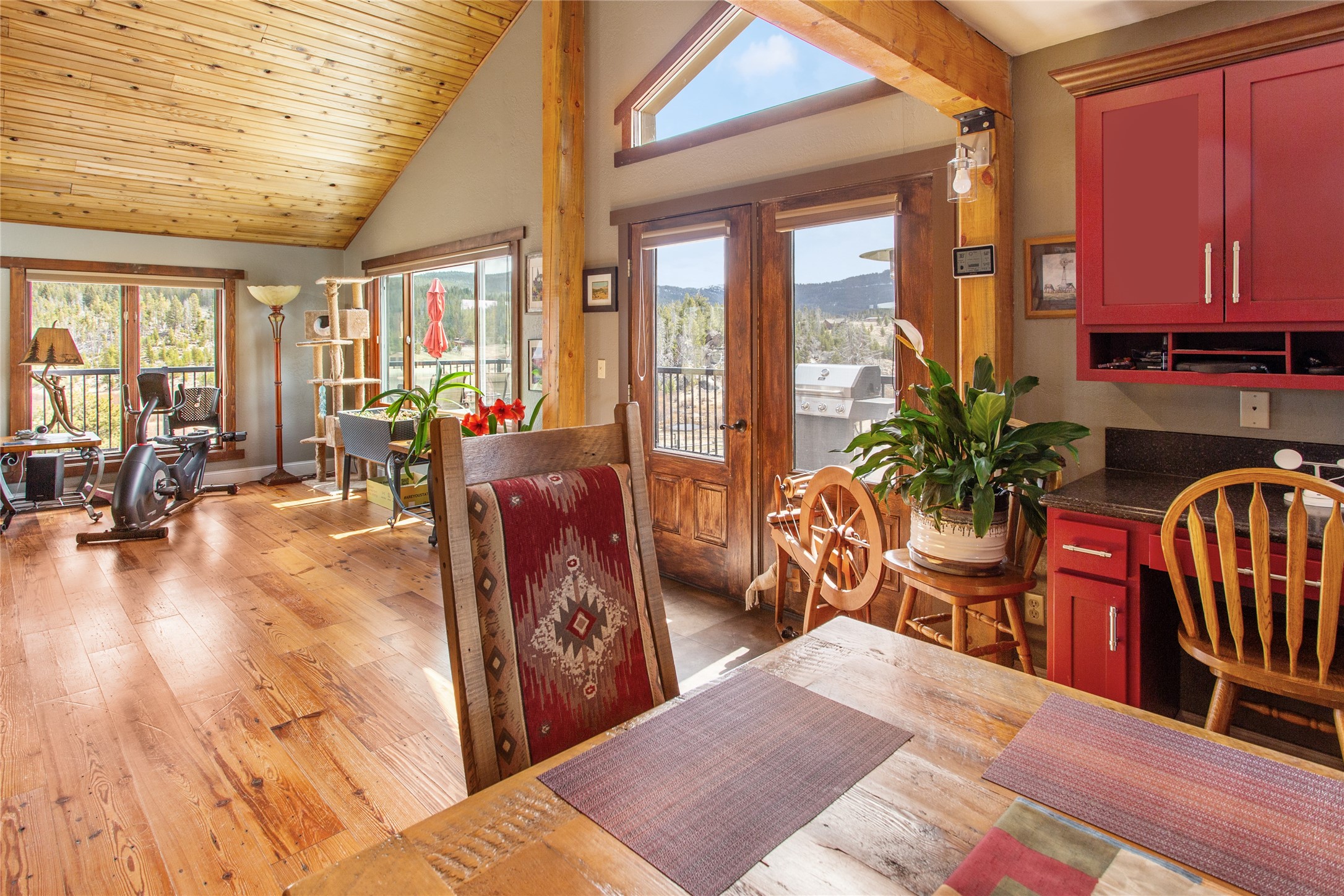 Butte, Montana 59701, United States, 4 Bedrooms Bedrooms, ,4 BathroomsBathrooms,Residential,Pending,58641