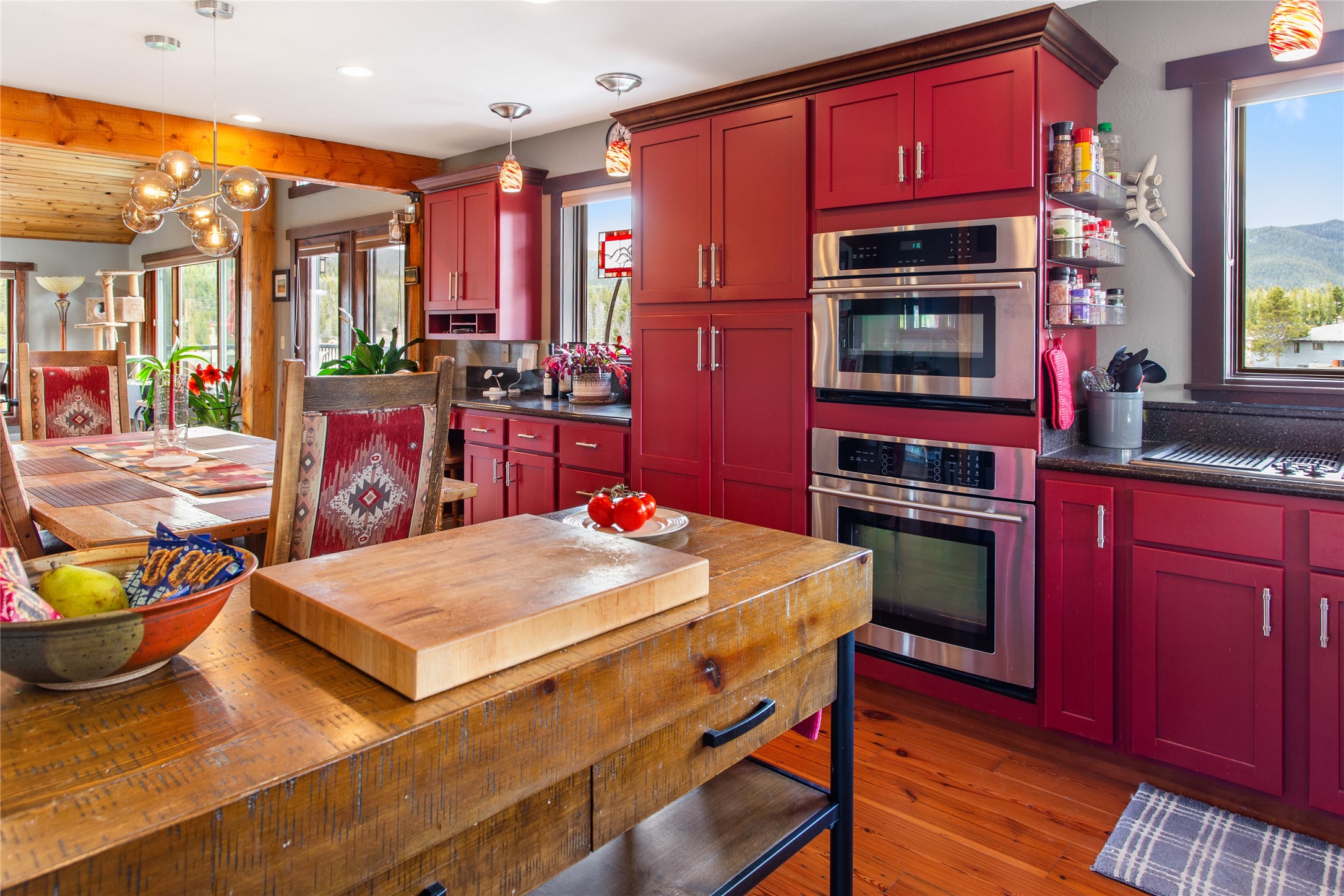 Butte, Montana 59701, United States, 4 Bedrooms Bedrooms, ,4 BathroomsBathrooms,Residential,Pending,58641