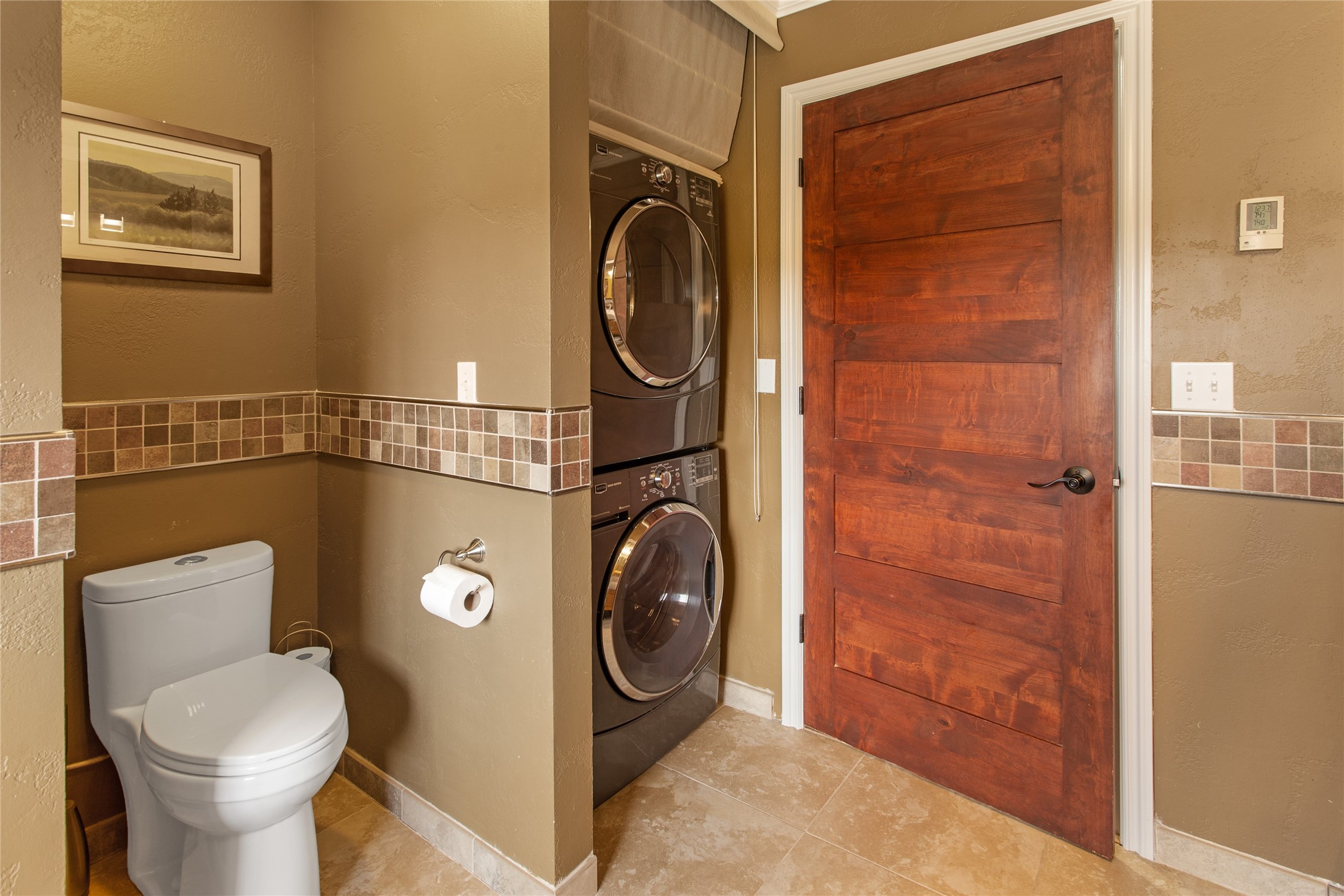 Butte, Montana 59701, United States, 4 Bedrooms Bedrooms, ,4 BathroomsBathrooms,Residential,Pending,58641